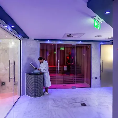 Brotherton House In Leeds (West Yorkshire)